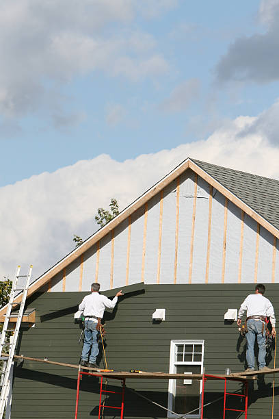 Affordable siding repair and maintenance services in Escondido, CA
